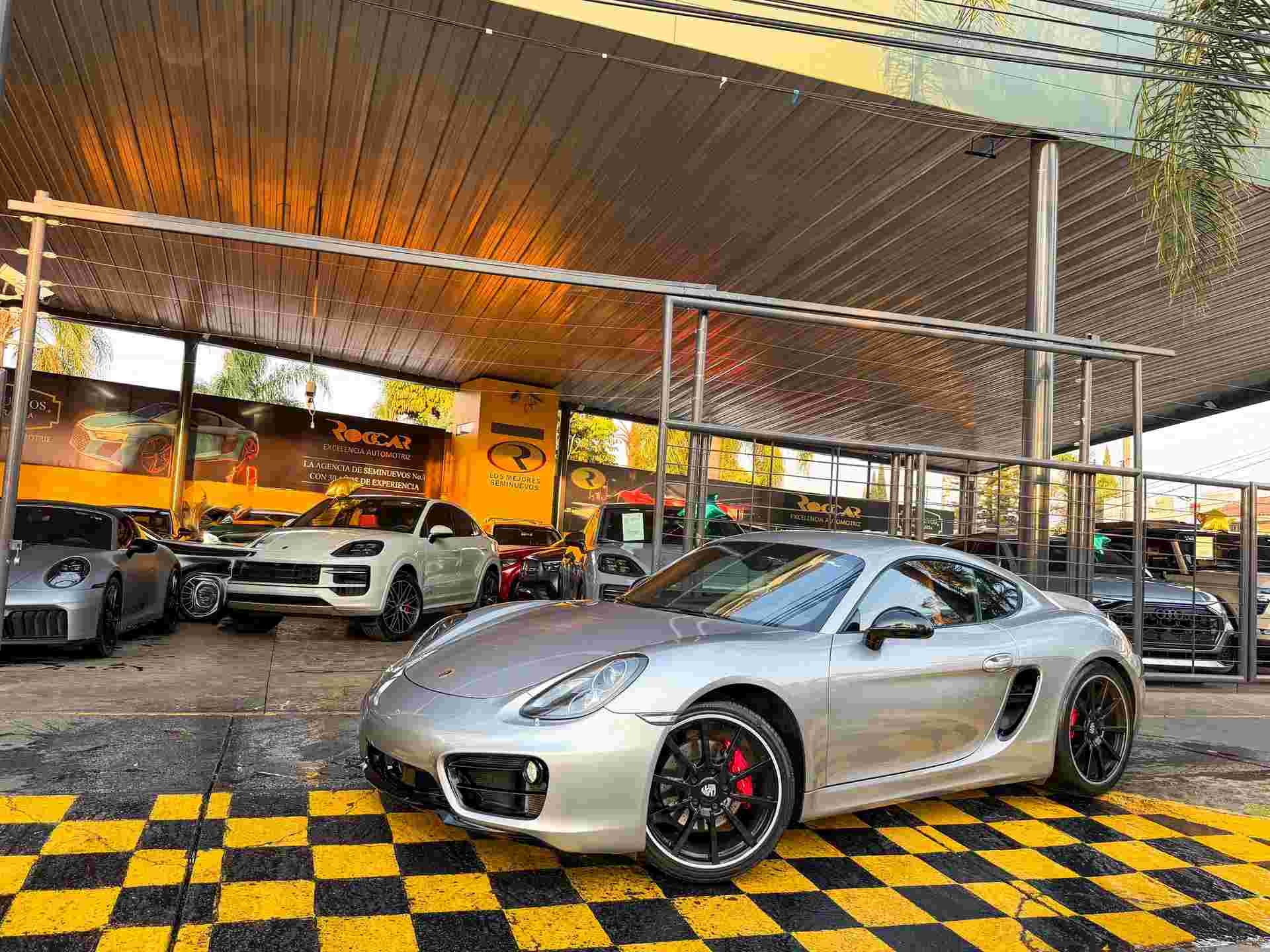 2014 Porsche Cayman