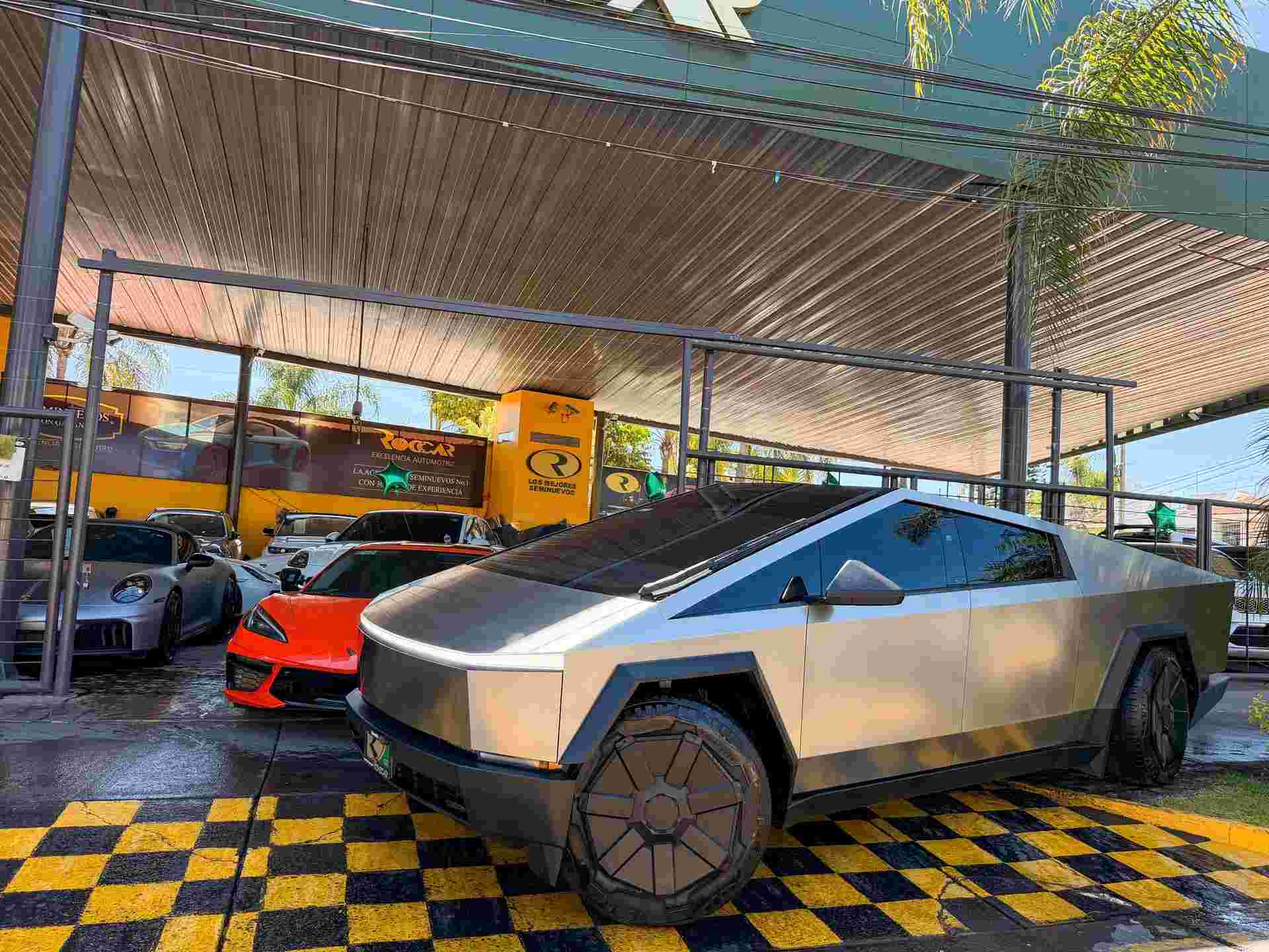 2024 Tesla Cybertruck