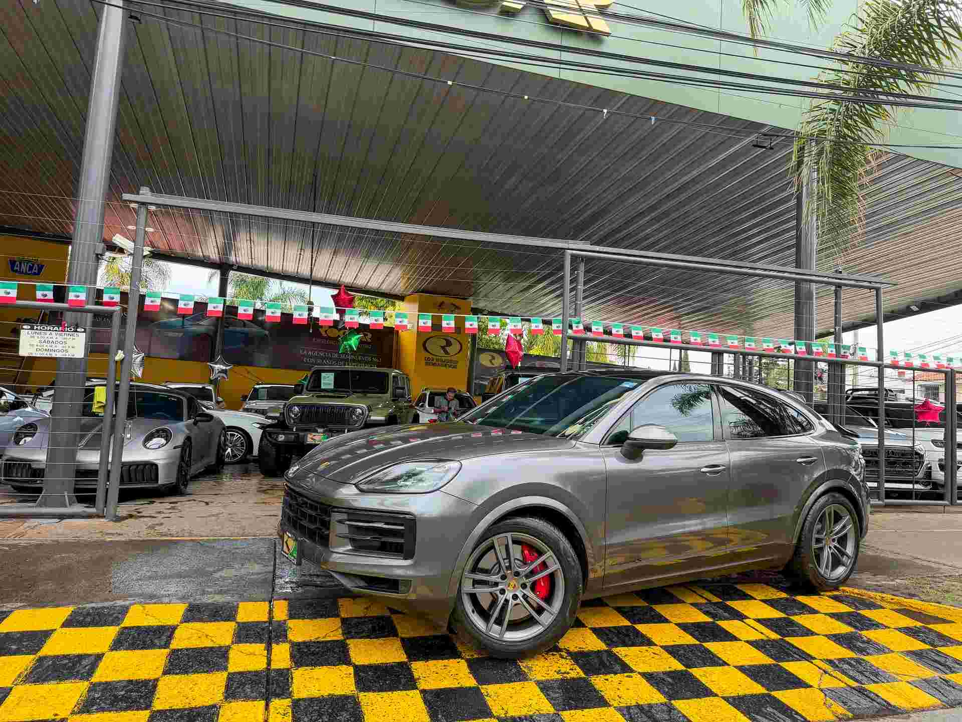 2024 Porsche Cayenne