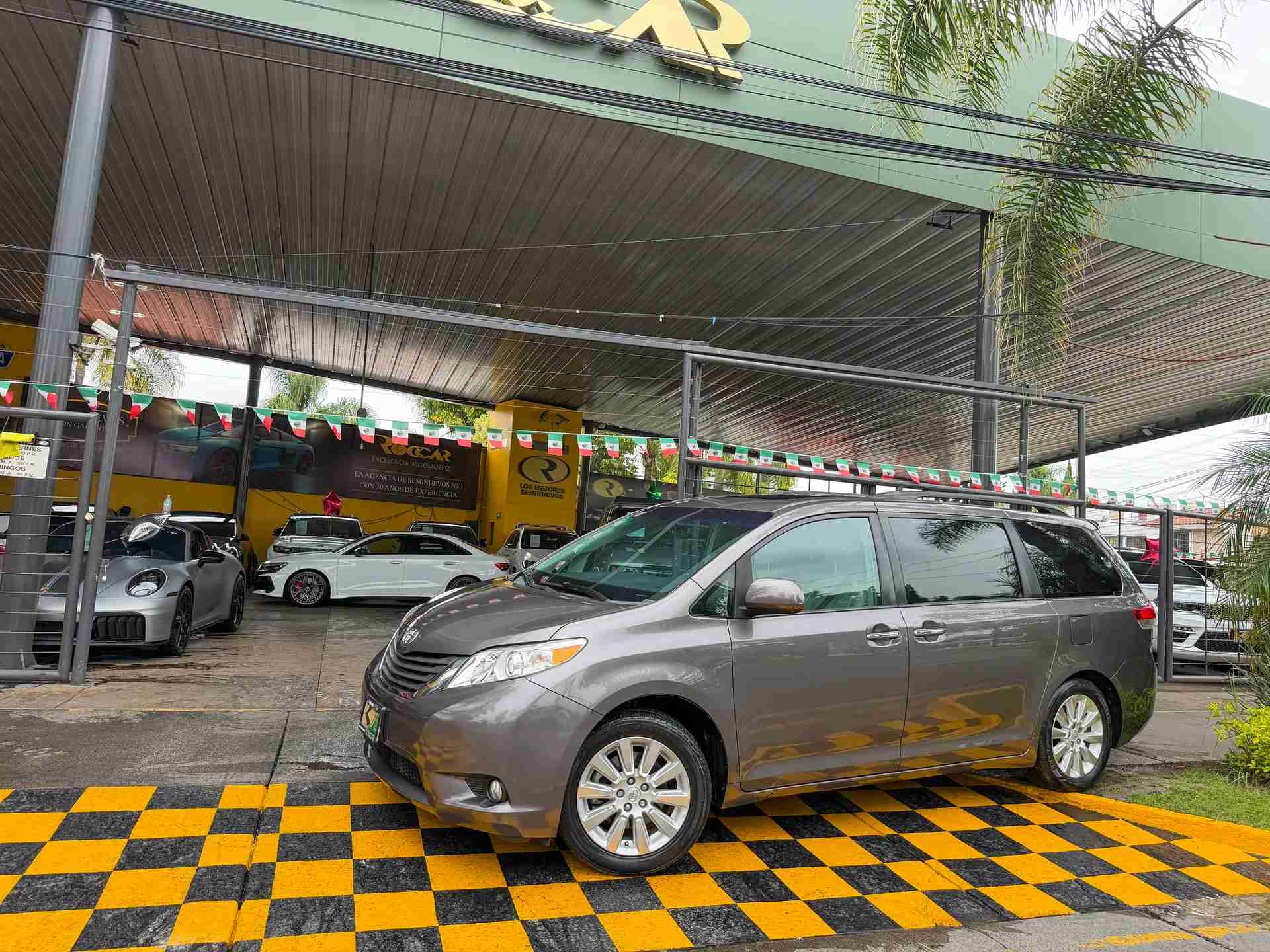 Toyota Sienna