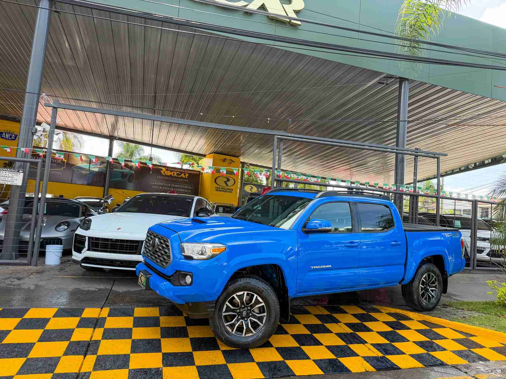 Toyota Tacoma 