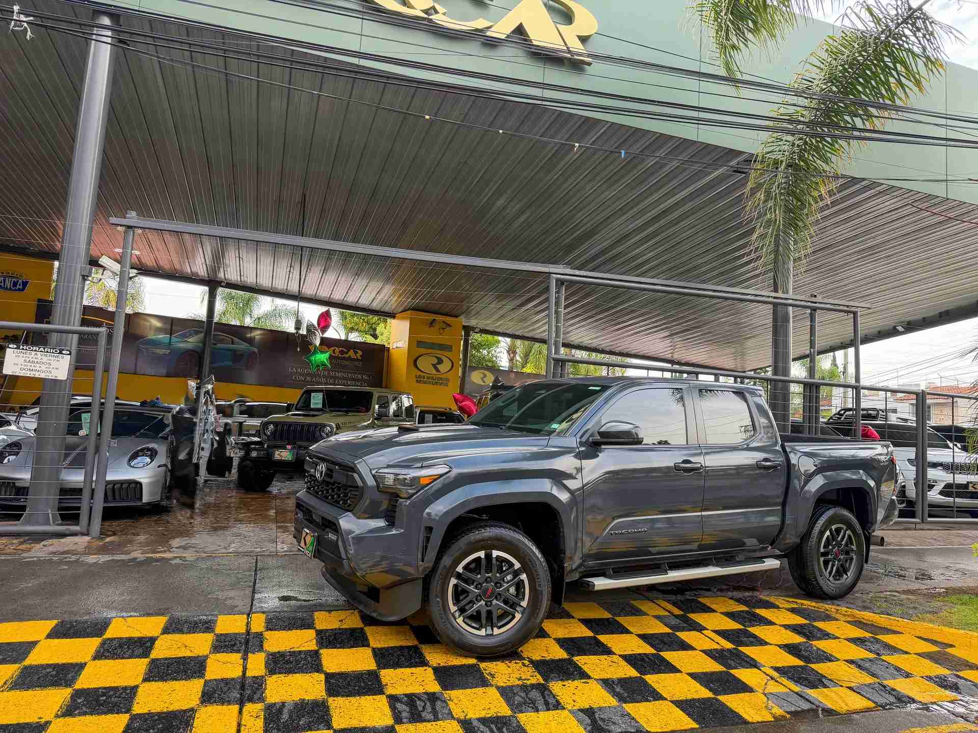Toyota Tacoma
