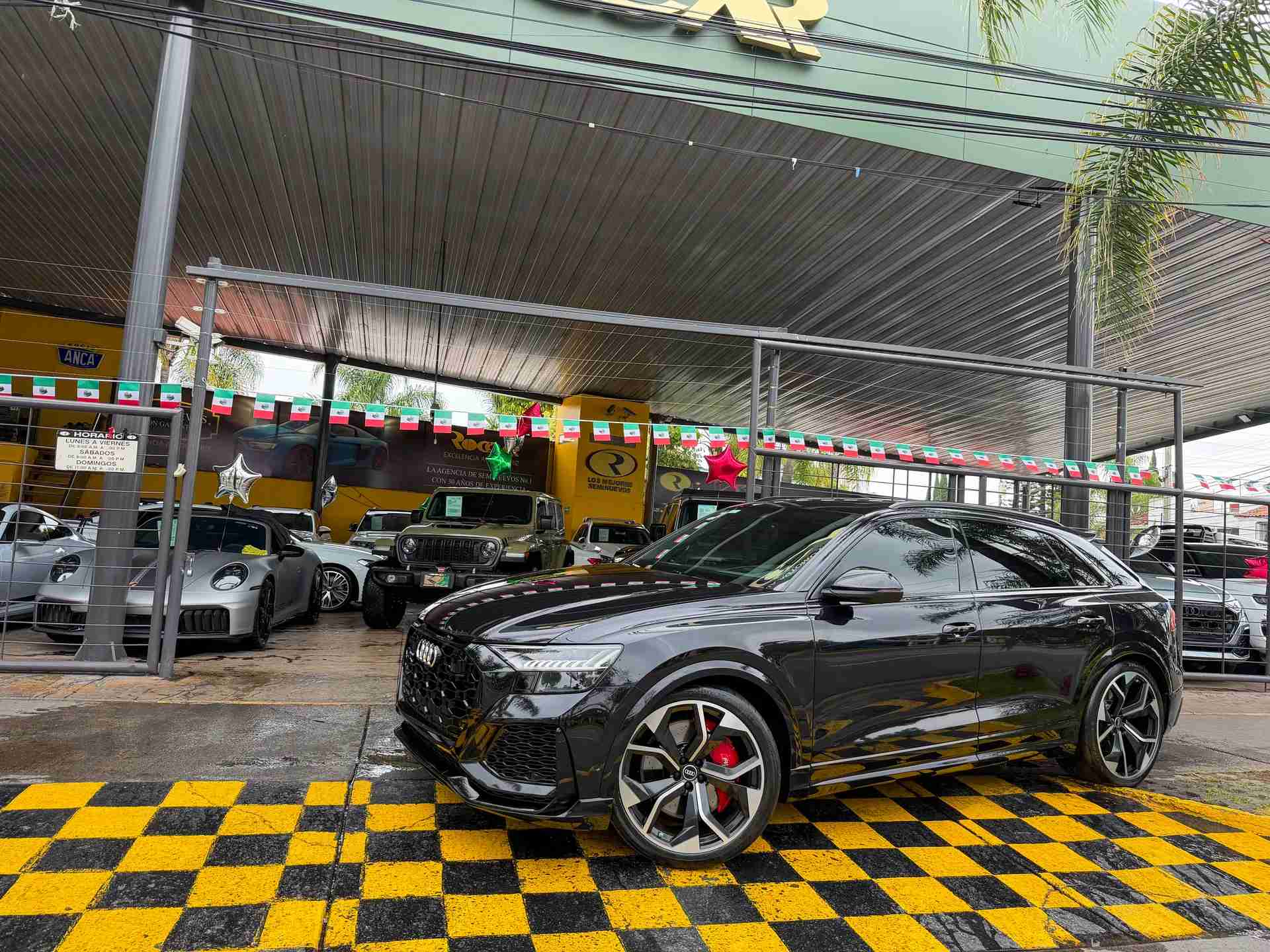 Audi Q8