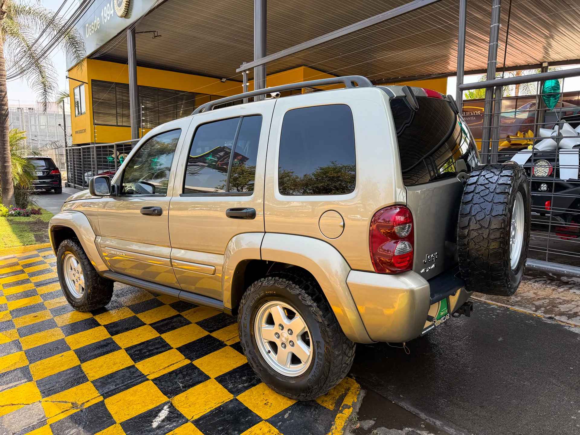 Car image 6