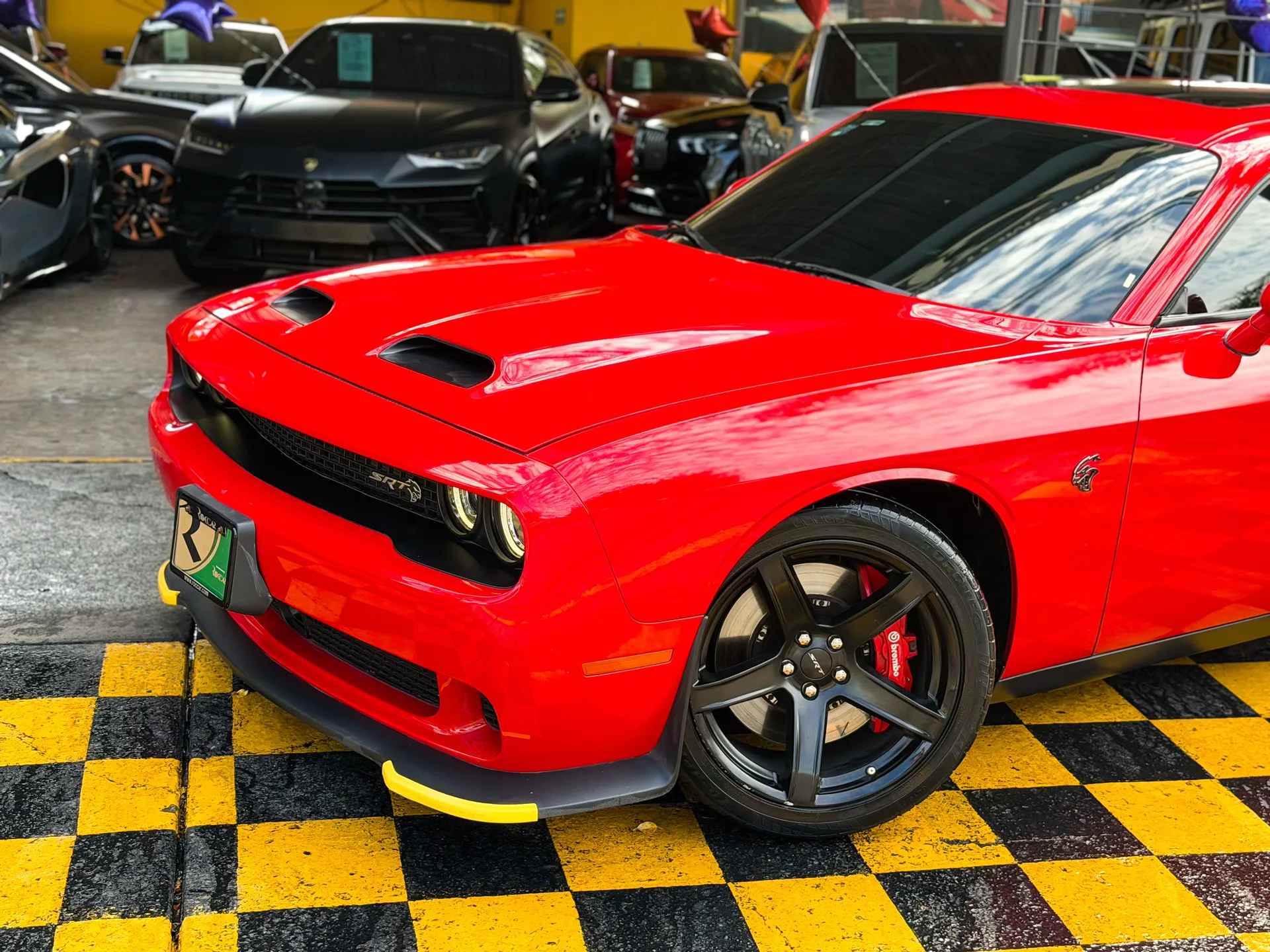 Car image 2