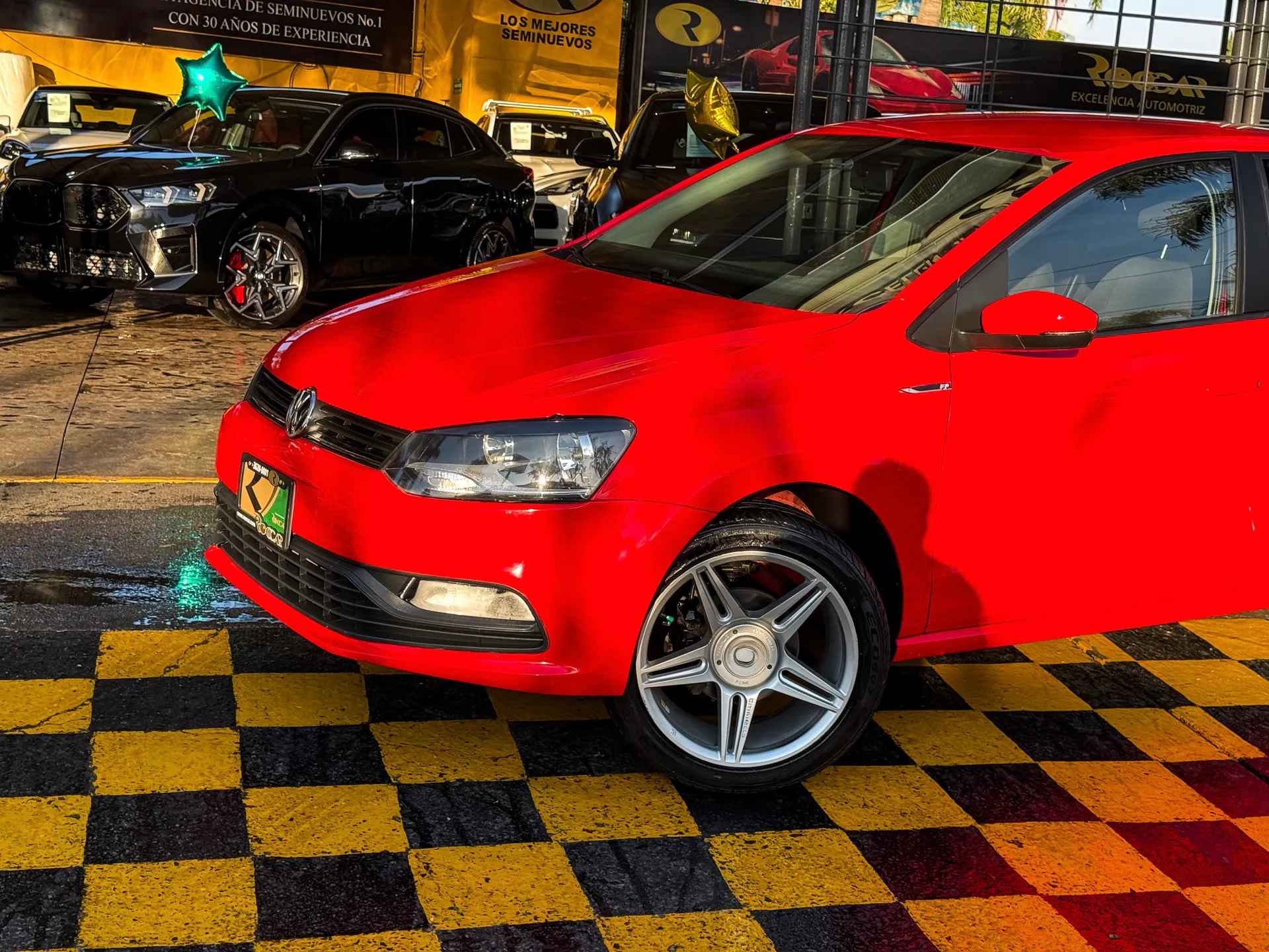 Car image 2
