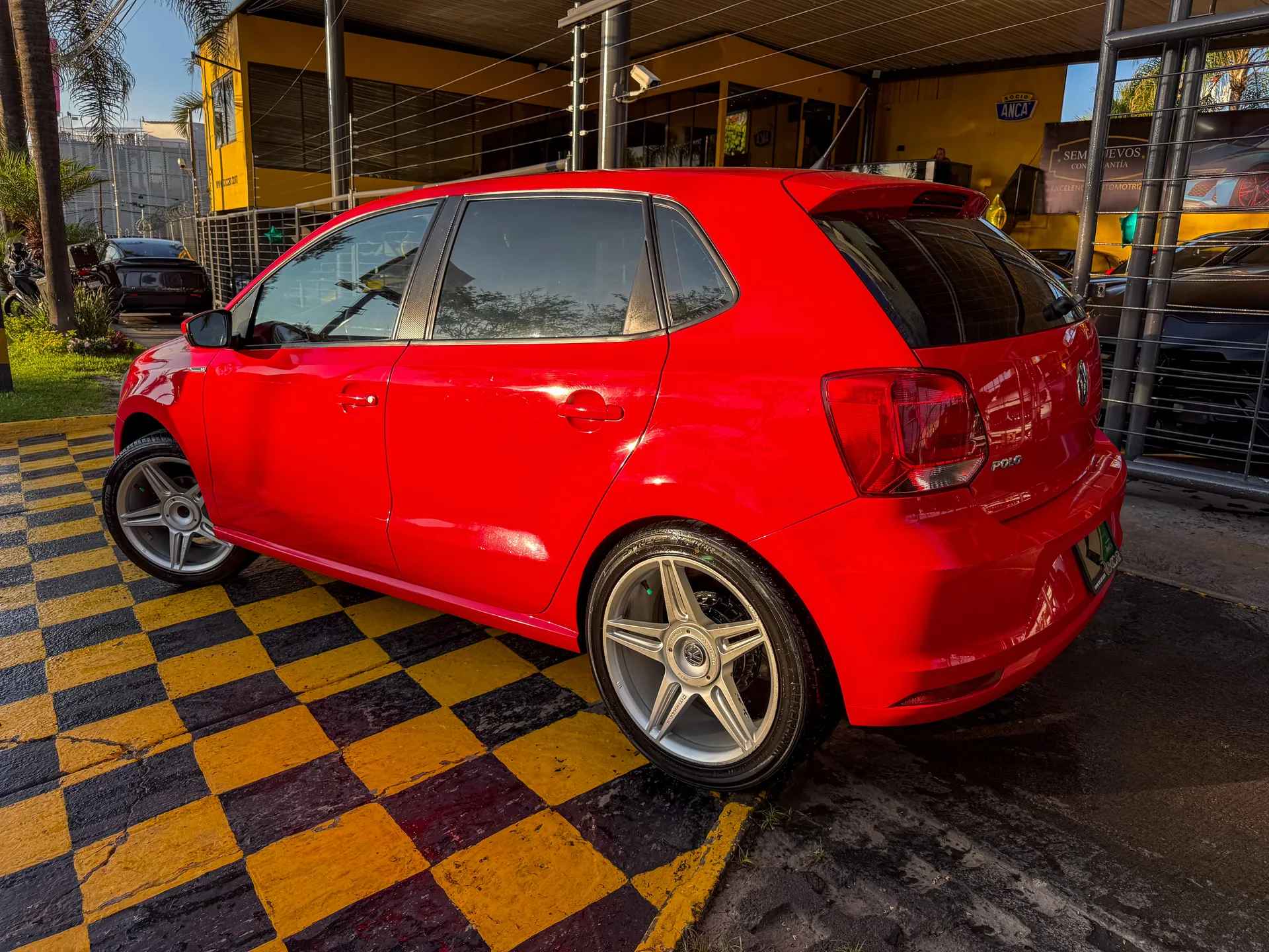 Car image 6