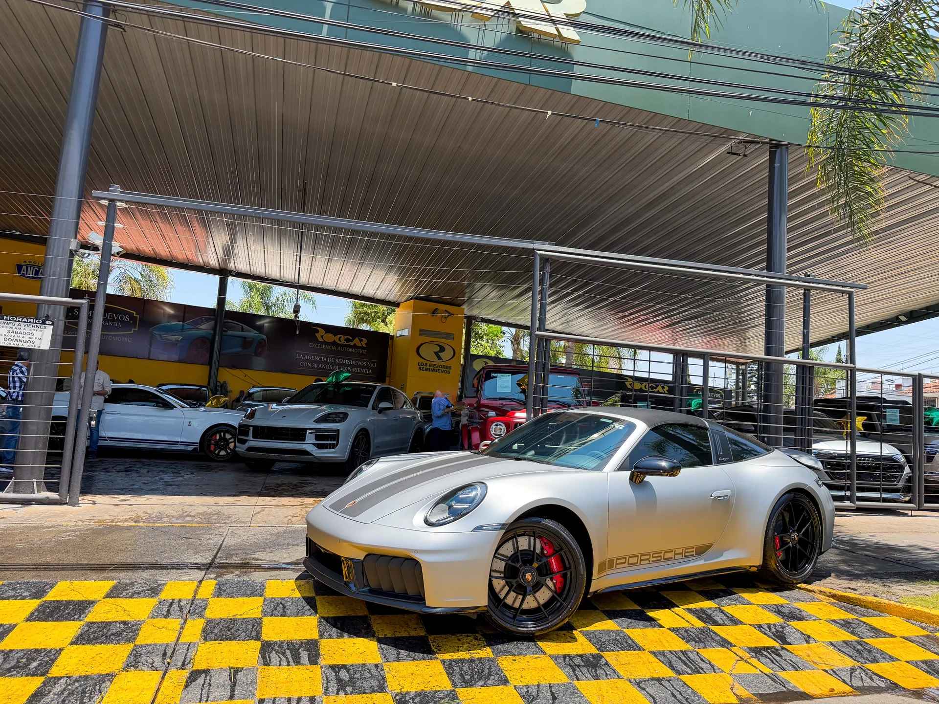 Car image 1