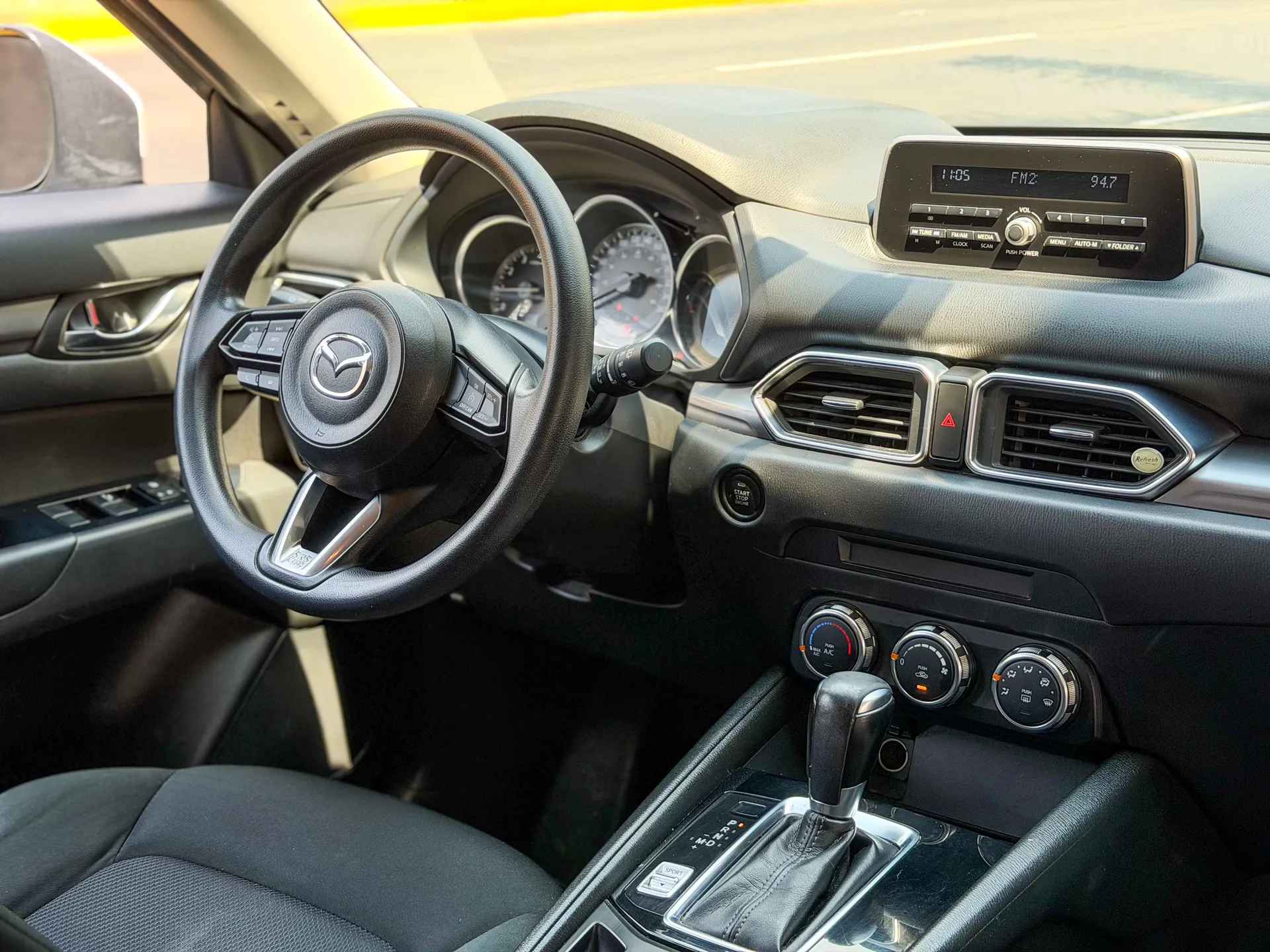 Car image 15