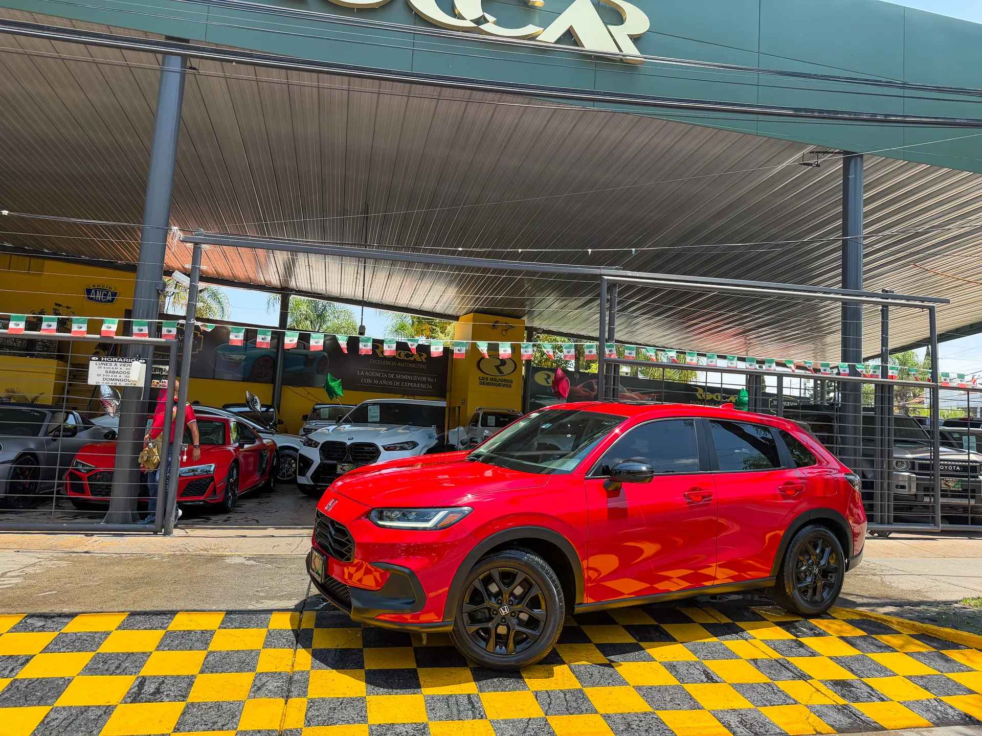 Car image 1