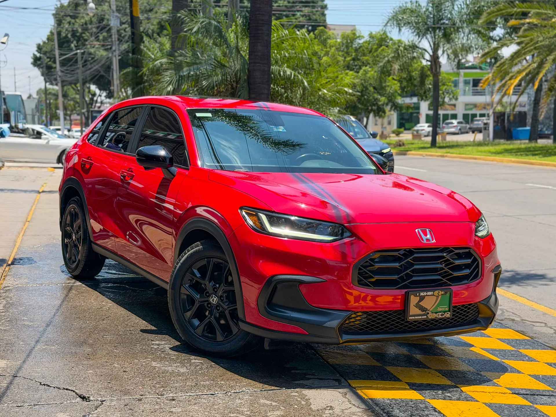 Car image 4