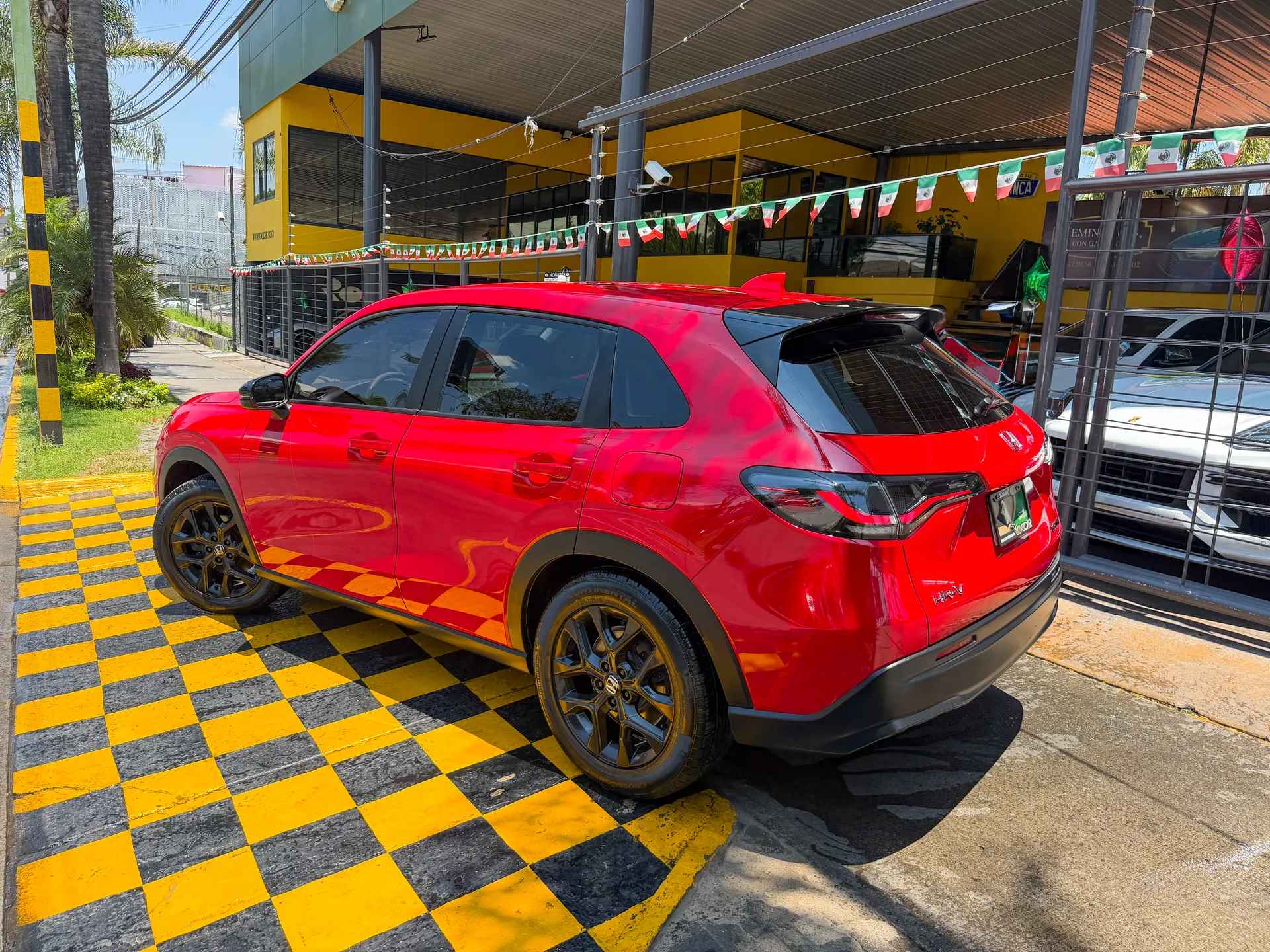 Car image 6