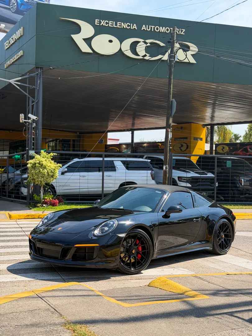 Car image 22
