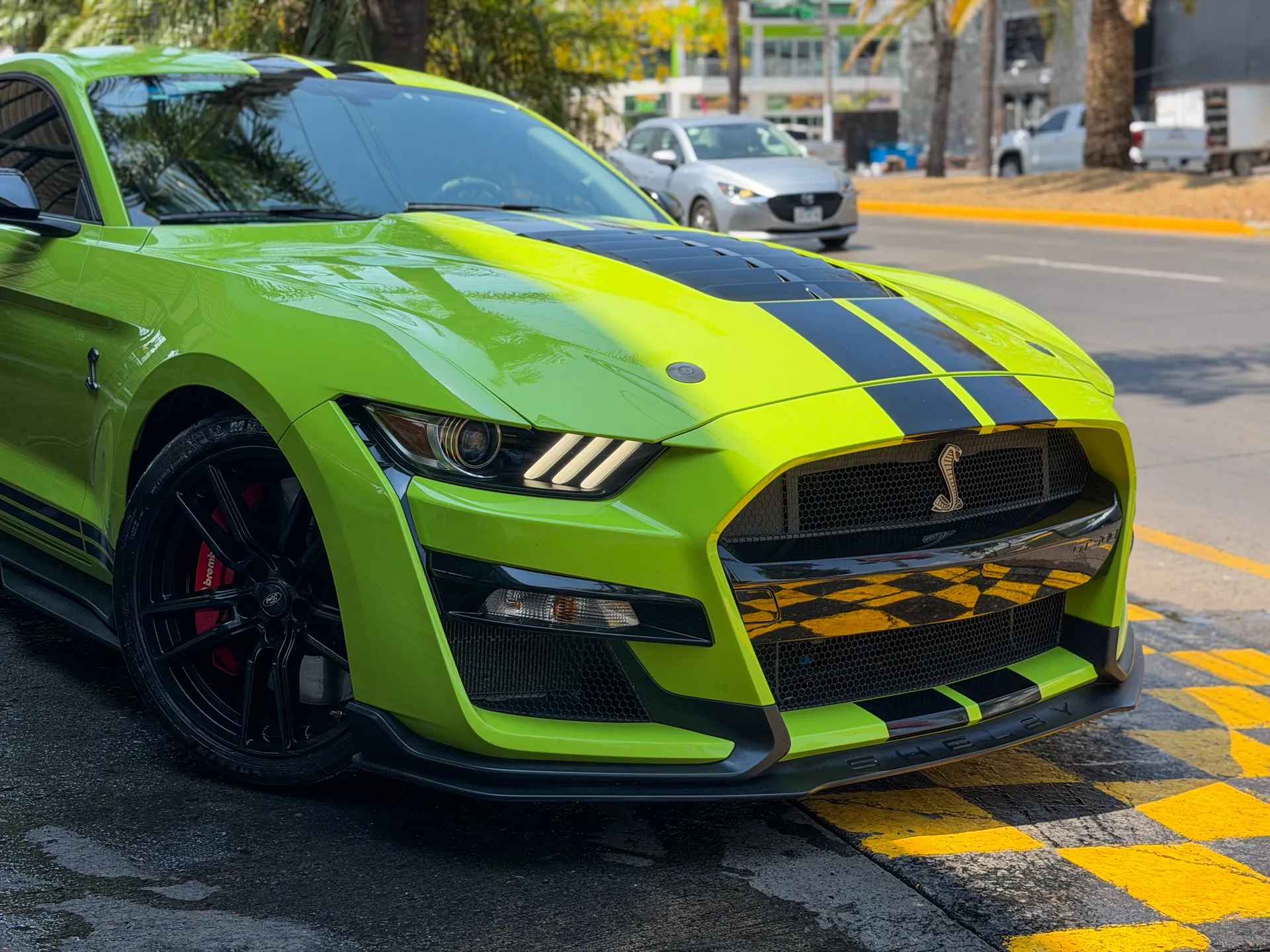 Car image 5