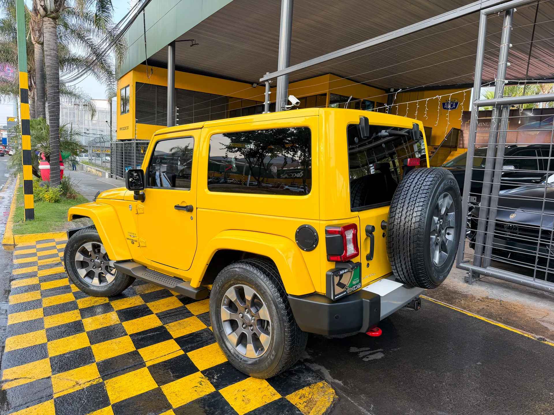 Car image 6