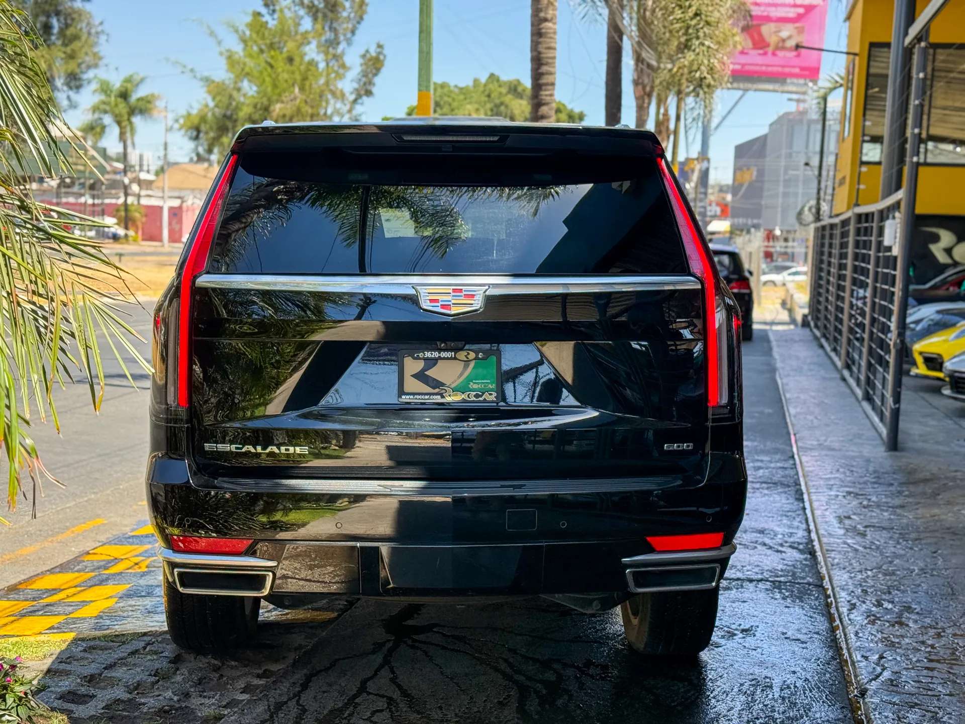 Car image 8