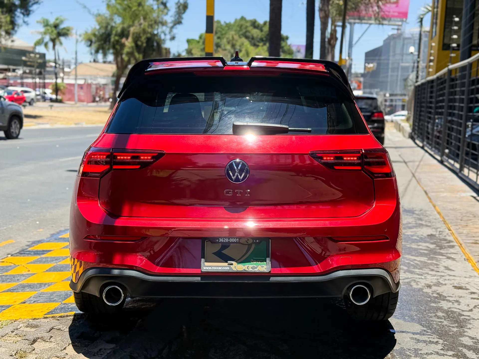 Car image 9