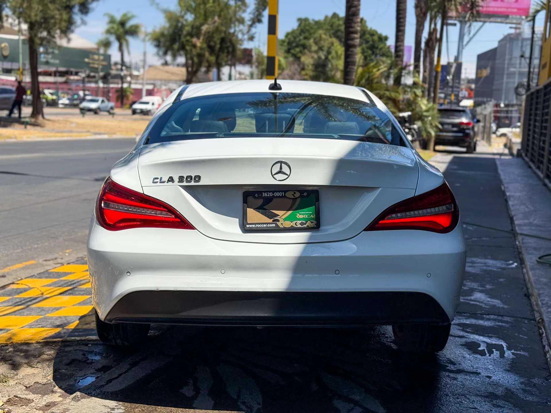 Car image 8
