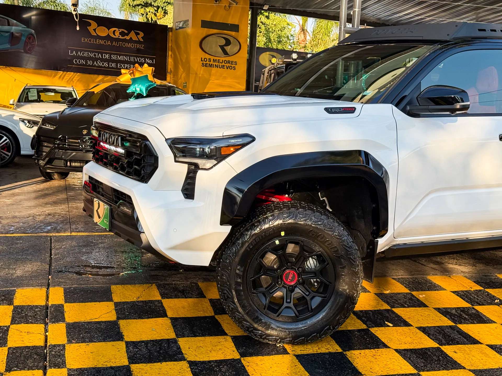 Car image 2