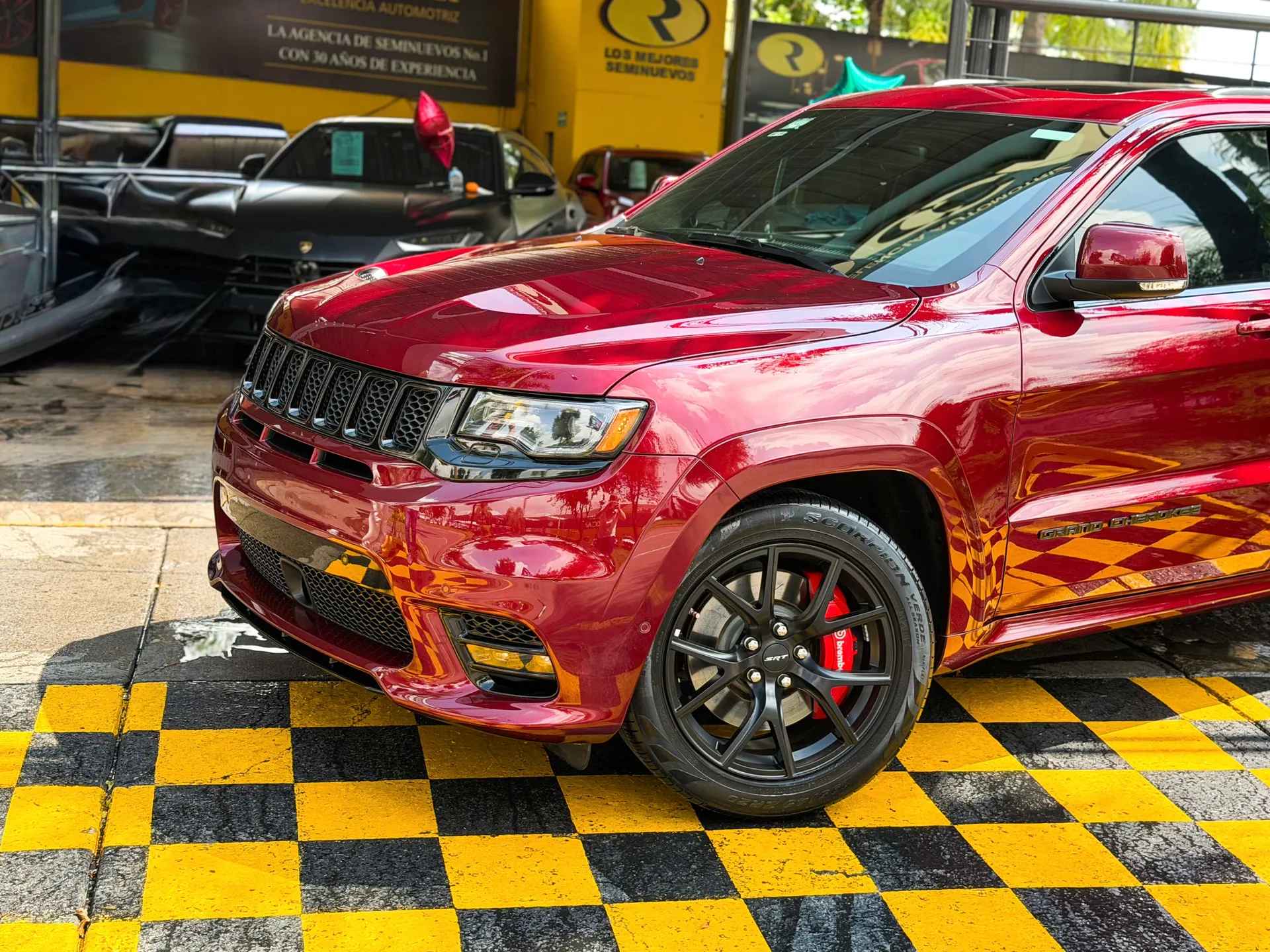 Car image 2
