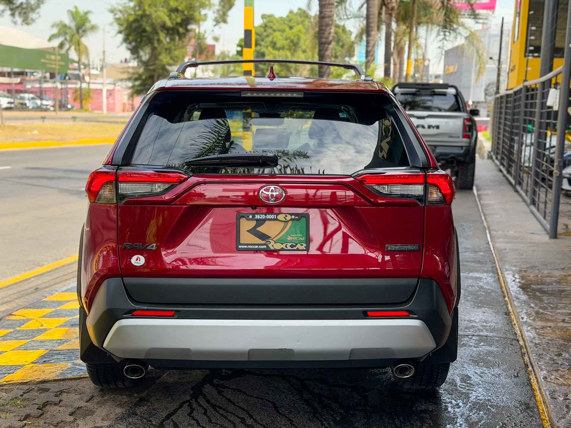 Car image 8