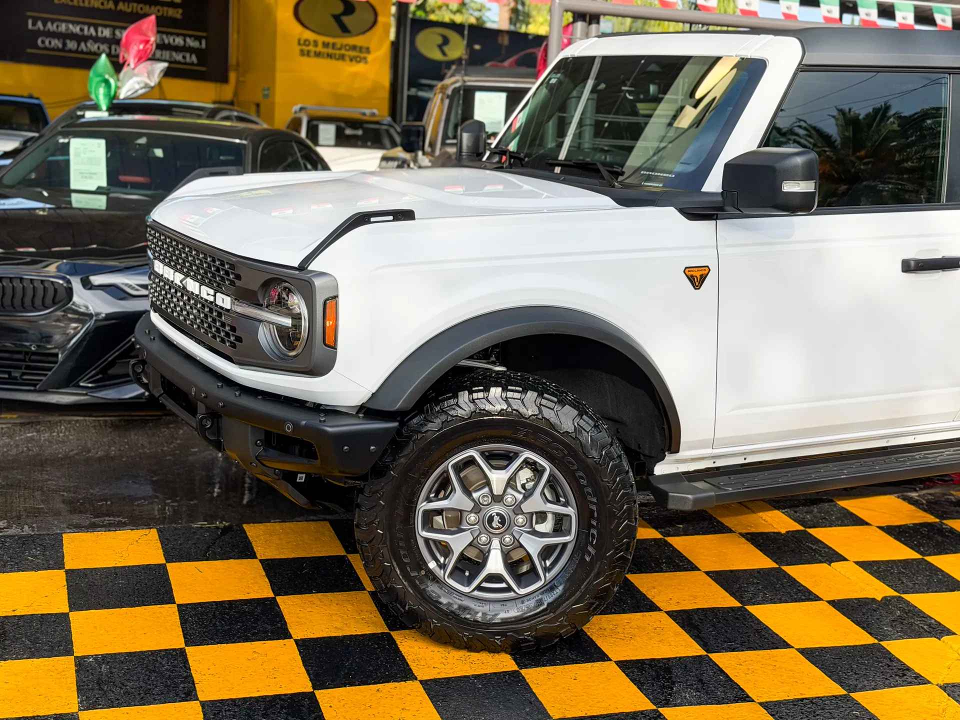 Car image 2