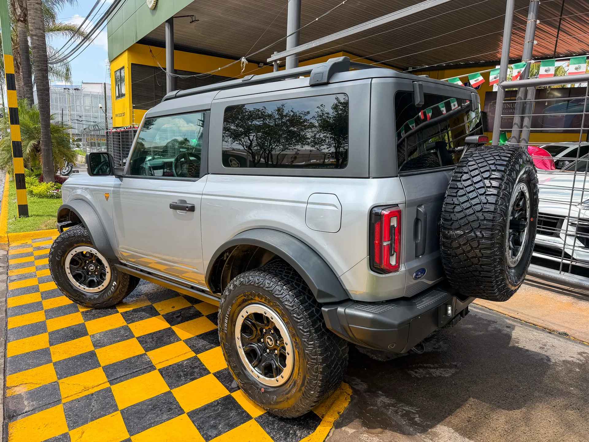 Car image 6