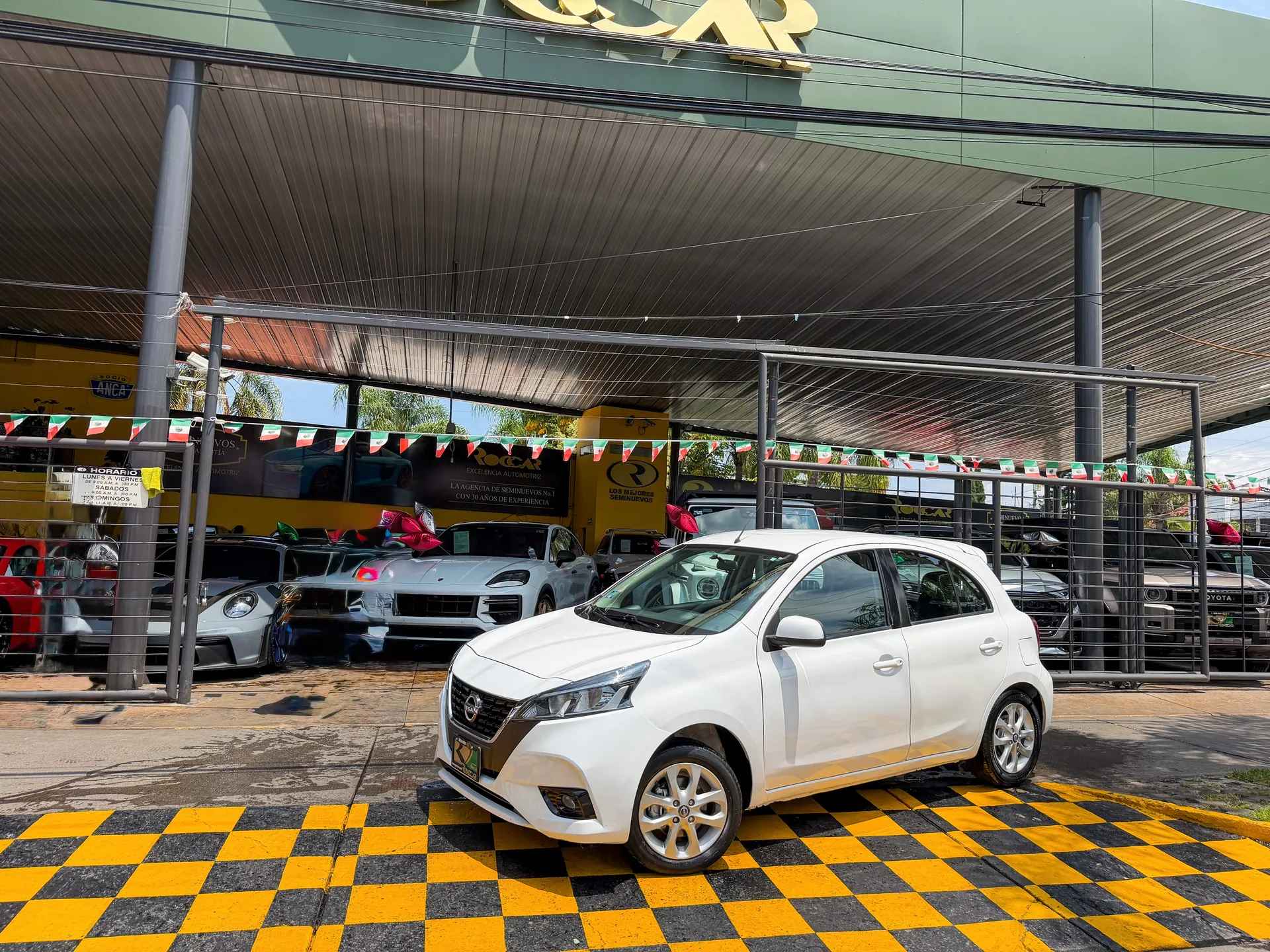 Car image 1