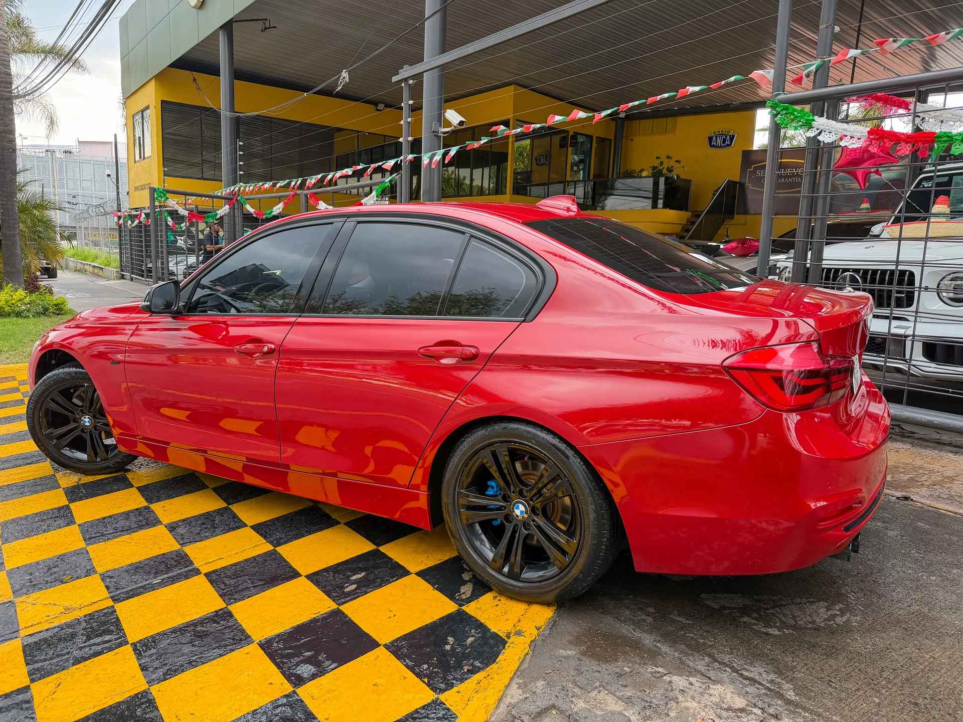 Car image 6