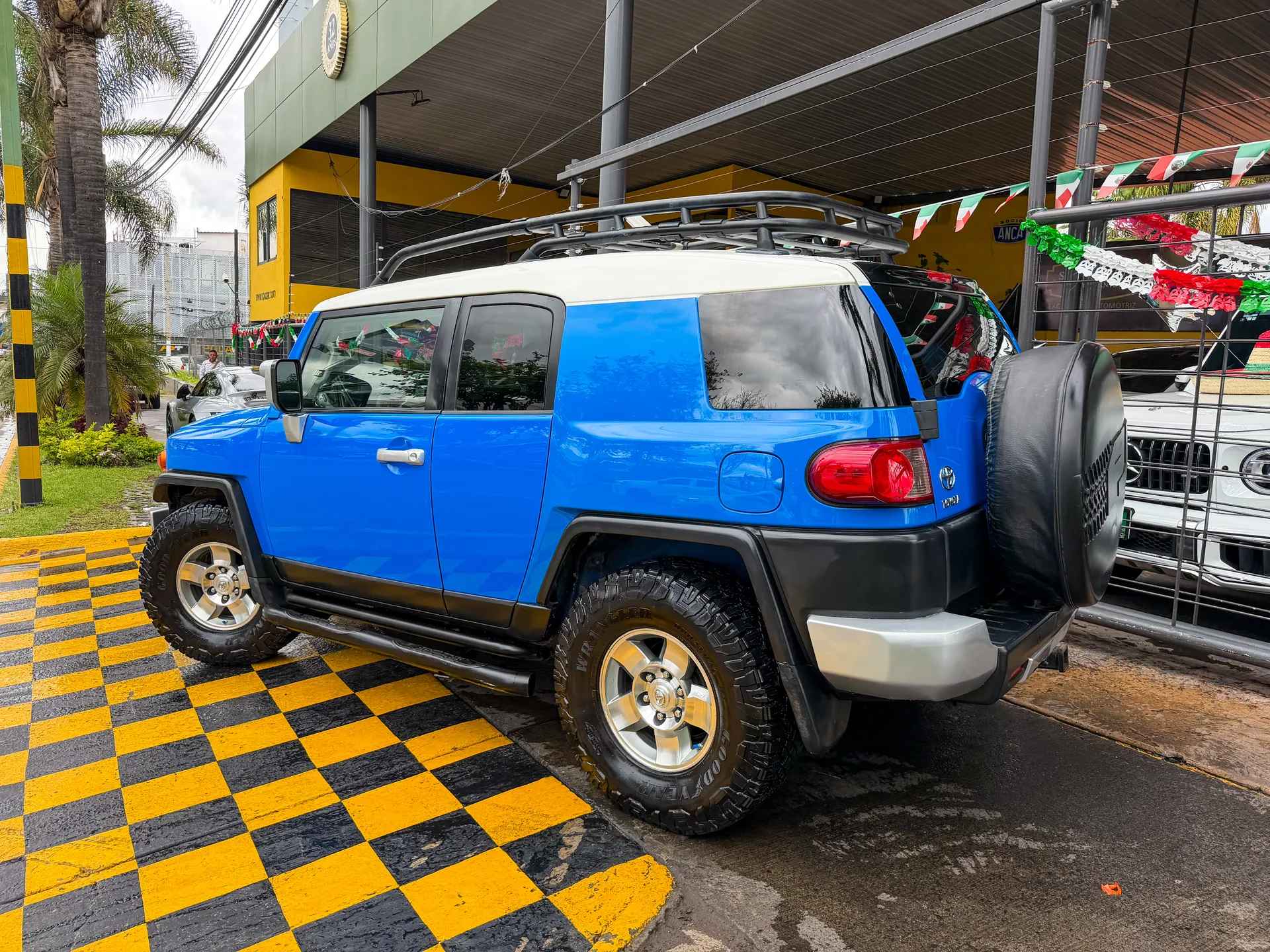 Car image 6